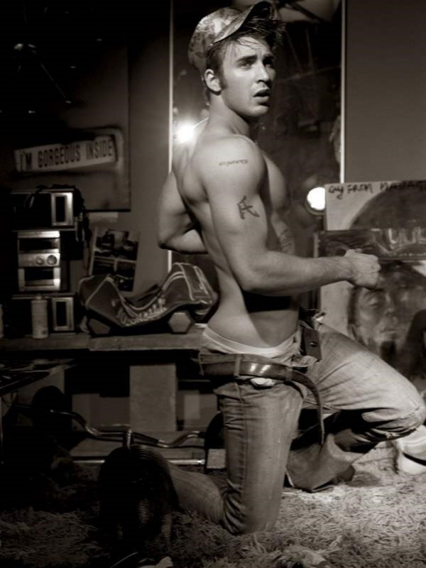 Chris Evans Shirtless