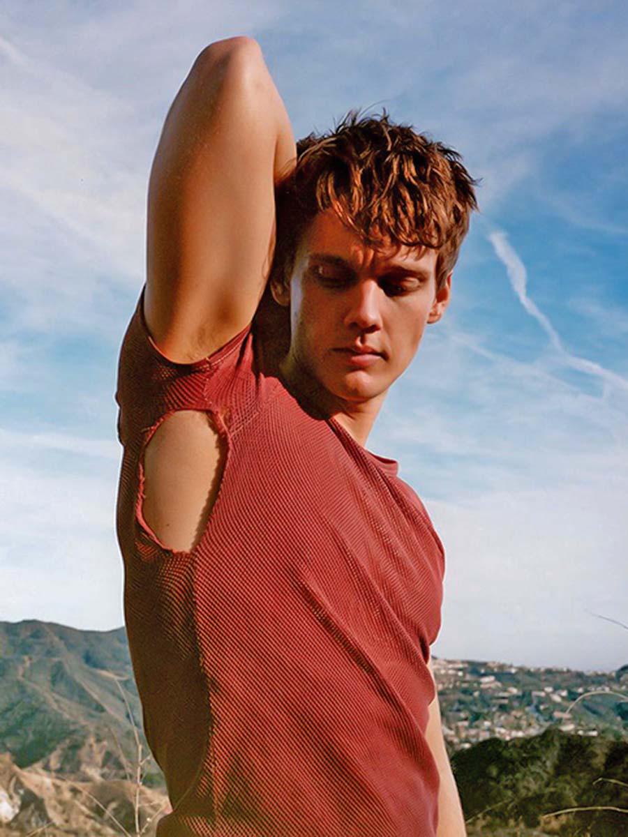 Hunter Doohan armpits- Hunter Doohan - oplenly gay actor in hollywood