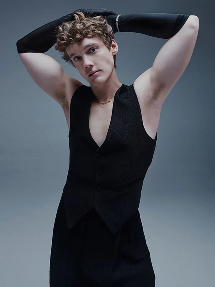 Hunter Doohan armpits- Hunter Doohan - oplenly gay actor in hollywood